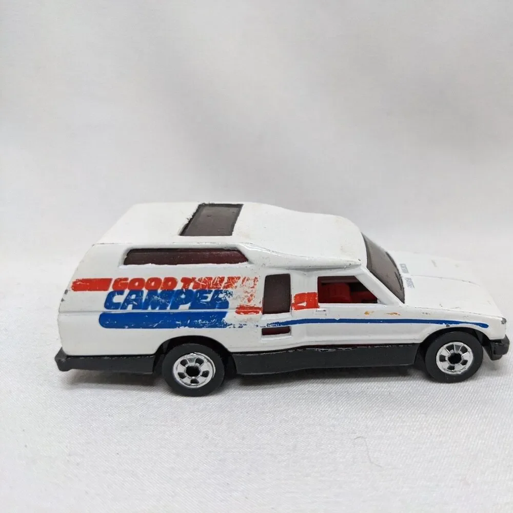 Hot Wheels Minitrek Good Time Camper Diecast RV